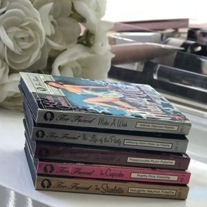 Too Faced Mini Quickie Chronicles palette lot